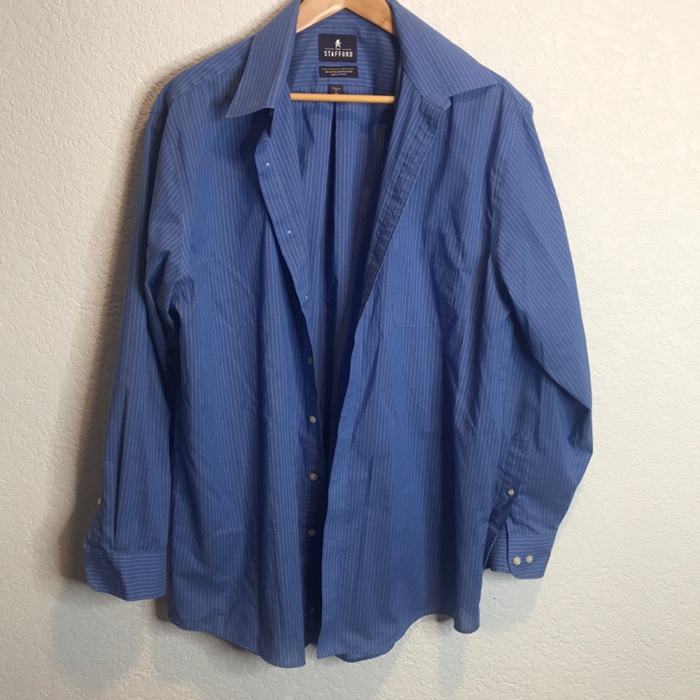 Mens dress shirt stafford sz 17 34/35 ⭐️